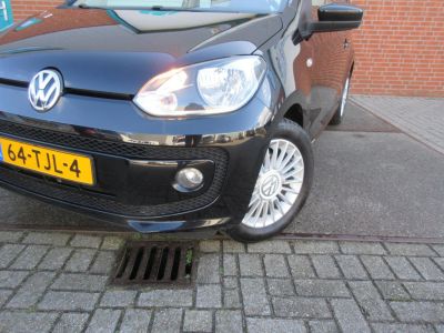 Volkswagen up! 1.0 high up! Airco, LM, metallic, APK 2-26