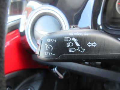 Volkswagen up! 1.0 high up!, Airco, LM, Slechts 29.292 km !!! APK 7-26
