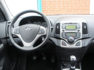 Hyundai i30 CW 1.6i i-Motion, 6 Speed, Clima, 1e Eig! 58.218 km, APK 7-26