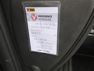 Dacia Duster 1.6 Lauréate 2wd, Airco, LM, NL auto, APK 8-26