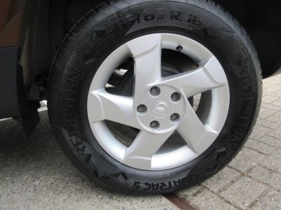 Dacia Duster 1.6 Lauréate 2wd, Airco, LM, NL auto, APK 8-26