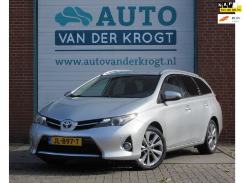 Toyota Auris Touring Sports 1.6 Aspiration, Navi, Clima, Camera, APK 9-26