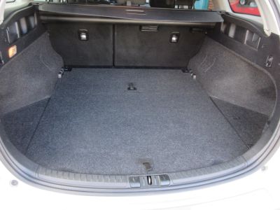 Toyota Auris Touring Sports 1.6 Aspiration, Navi, Clima, Camera, APK 9-26