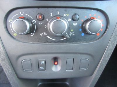 Dacia Logan MCV 0.9 TCe Easy-R Lauréate, automaat, 1e Eig, APK 9-26