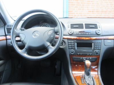 Mercedes-Benz E-Klasse 240 Elegance, leer, Automaat, Nl auto, 99.115 km !! APK 9-26