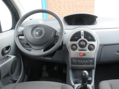 Renault Modus 1.2 TCE Expression, Airco, Trekhaak, Nw Distr. APK 9-26