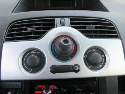 Renault Kangoo Family 1.6-16V Authentique, Trekhaak, Nw distr. APK 9-26