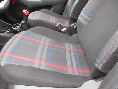 Peugeot 108 1.0 e-VTi Active, Airco, NL auto, APK 9-26