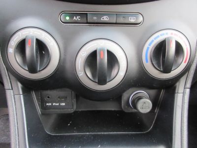 Hyundai i10 1.1 i-Drive Cool, 5 Zits, Airco, Spoiler, APK 11-26