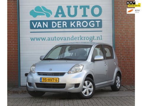 Daihatsu Sirion 2 1.0-12V Premium, Airco, Rijklaar, APK 11-26
