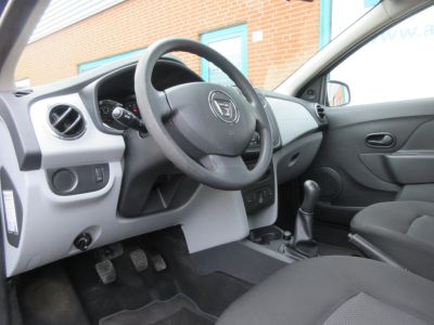 Dacia Logan MCV 0.9 TCe Ambiance, Airco, NL auto, APK 1-27