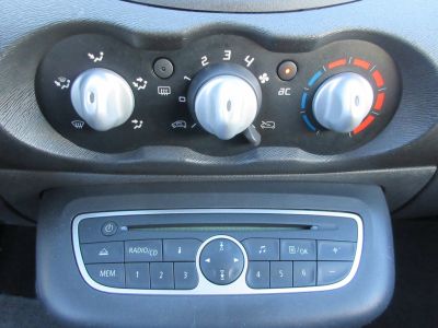 Renault Twingo 1.2-16V Collection, Airco, Nw distr. Nw banden, APK 2-27