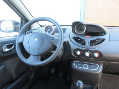 Renault Twingo 1.2-16V Collection, Airco, Nw distr. Nw banden, APK 2-27