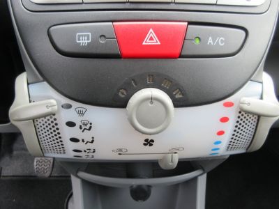 Toyota Aygo 1.0-12V Comfort Navigator, Airco, NL auto, APK 2-27