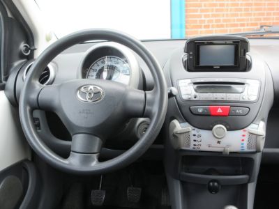 Toyota Aygo 1.0-12V Comfort Navigator, Airco, NL auto, APK 2-27