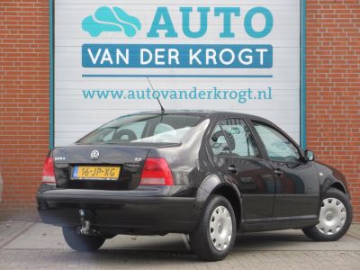 Volkswagen Bora 2.0 liter, Airco, NL auto, Trekhaak, 1e Eig, 53.525 km !!! Nw Distr. APK 3-27