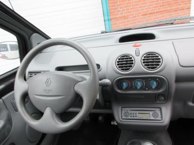 Renault Twingo 1.2 Authentique, Airco, Vouwdak, APK 2-27