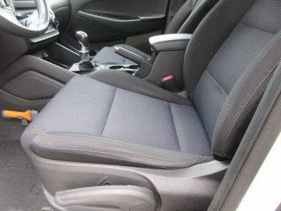 Hyundai Tucson 1.6 GDi Comfort, Navi, Camera, Airco, Trekhaak, APK 5-27