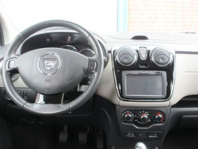 Dacia Lodgy 1.2 TCe Stepway 5p. Airco, Trekhaak, Camera, APK 6-27