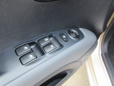 Hyundai i10 1.1 Dynamic, Automaat, NL auto, APK 5-27