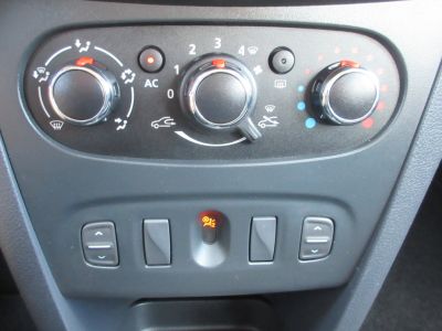 Dacia Sandero 0.9 TCe Lauréate, LM velgen, Airco, APK 7-27