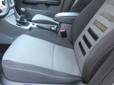Ford FOCUS Wagon 1.6 Comfort, 1e Eig, Airco, Nw banden en distr. APK 5-27