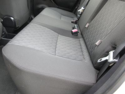 Toyota Yaris 1.0 VVT-i Now, 5 Drs, NL auto, Airco, APK 9-27