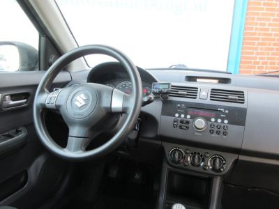 Suzuki Swift 1.5 Exclusive, LM, Airco, 2e Eig, APK 7-27
