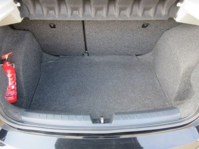SEAT Ibiza 1.0 MPI Reference, LM, Airco, Navigatie, 4 Nw banden, APK 7-27