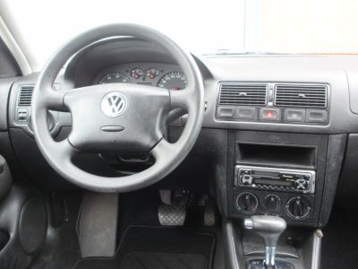Volkswagen Golf 1.6 Trendline, 5 Drs, Automaat, Airco, 93.447 km, APK 8-27