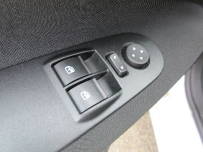 Fiat Punto Evo 0.9 TwinAir Pop, 5 Drs, Airco, APK 9-27