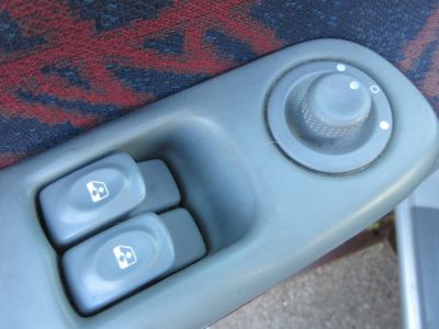 Renault Twingo 1.2 Privilège, Stuurbekr, Nw voorbanden, APK 11-27