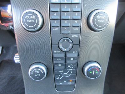 Volvo C30 2.0 R-Edition, NL auto, Leer, Airco, LM , APK 9-27