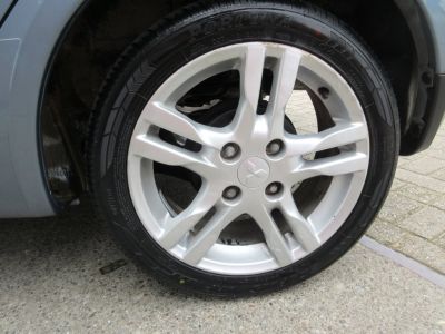 Mitsubishi Colt 1.3 Intro Edition, Airco, NL auto, LM, APK 8-27