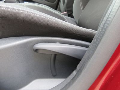 Renault Clio 0.9 TCe Zen, Airco, Navi, NL auto, APK 9-27