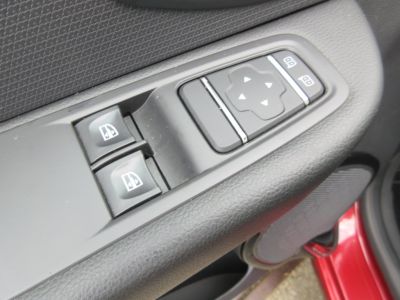 Renault Clio 0.9 TCe Zen, Airco, Navi, NL auto, APK 9-27