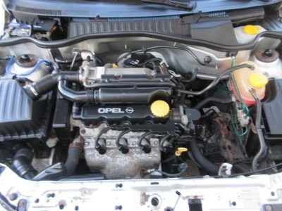 Opel Tour 1.6 Comfort, NL auto, 1e Eig, Nw Distr. APK 9-27, Lage KM !!