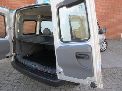 Opel Tour 1.6 Comfort, NL auto, 1e Eig, Nw Distr. APK 9-27, Lage KM !!