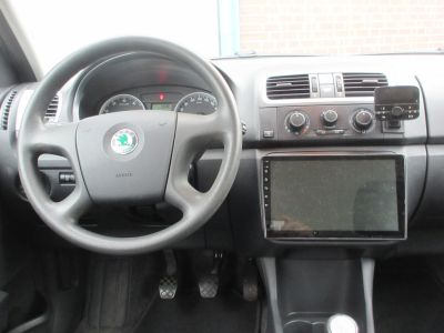 Škoda Fabia Combi 1.6-16V Ambiente, 1e Eig, Navi, Airco, Trekhaak, APK 10-27